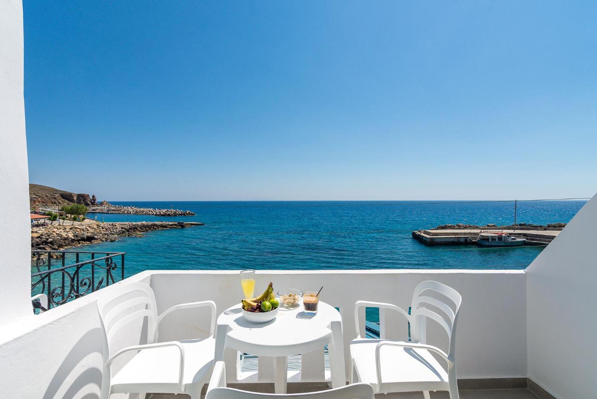Livikon By The Sea Aparthotel Khora Sfakion Exterior photo