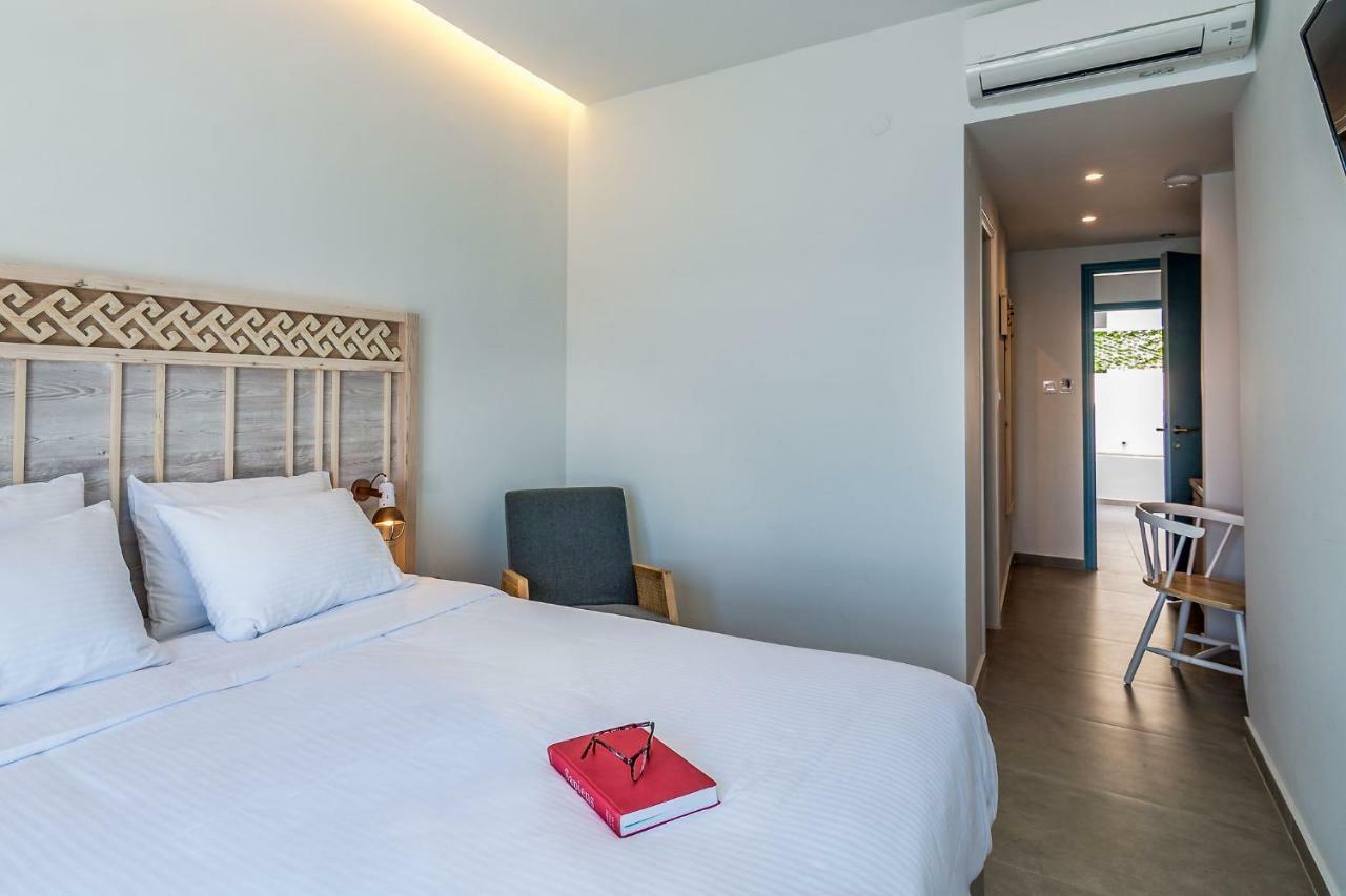 Livikon By The Sea Aparthotel Khora Sfakion Exterior photo