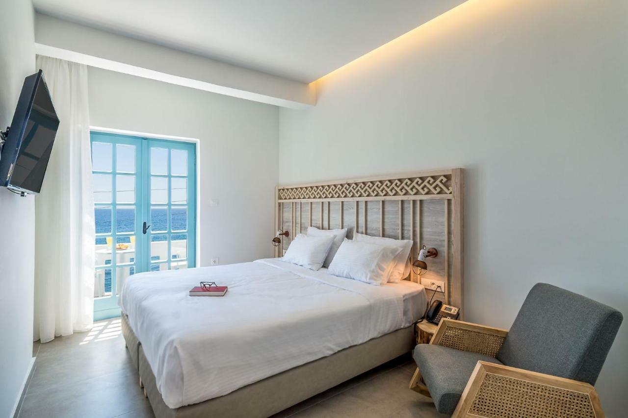 Livikon By The Sea Aparthotel Khora Sfakion Exterior photo