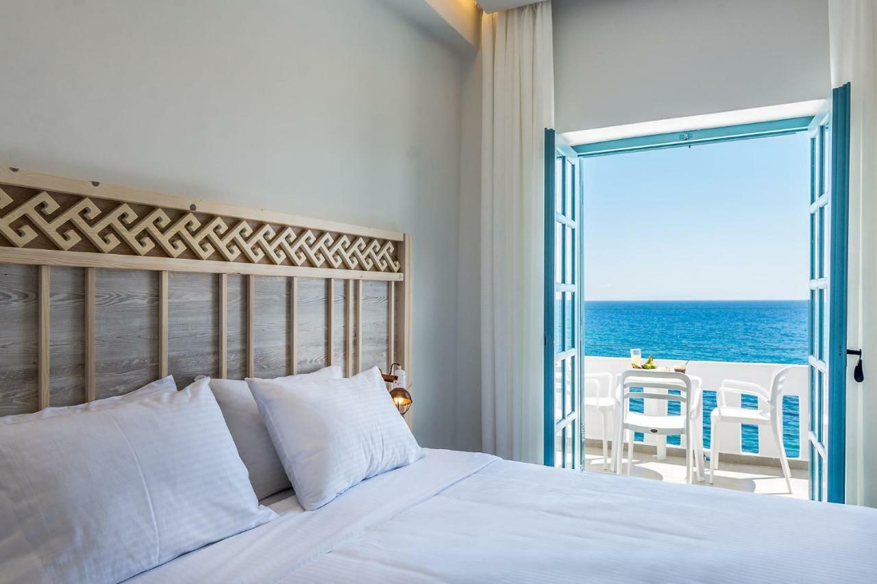 Livikon By The Sea Aparthotel Khora Sfakion Exterior photo