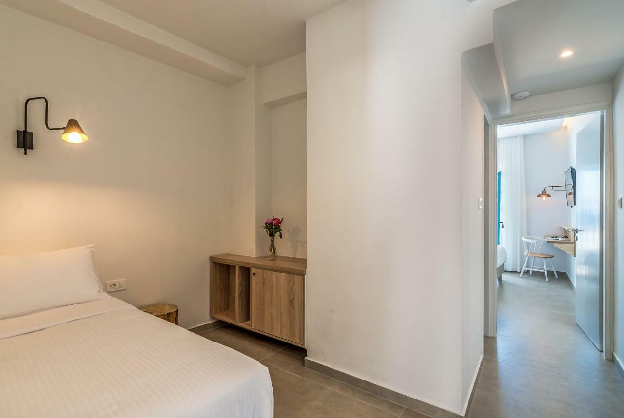 Livikon By The Sea Aparthotel Khora Sfakion Exterior photo